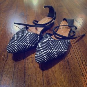 Anthropology Black and White Cross-Strap Flats